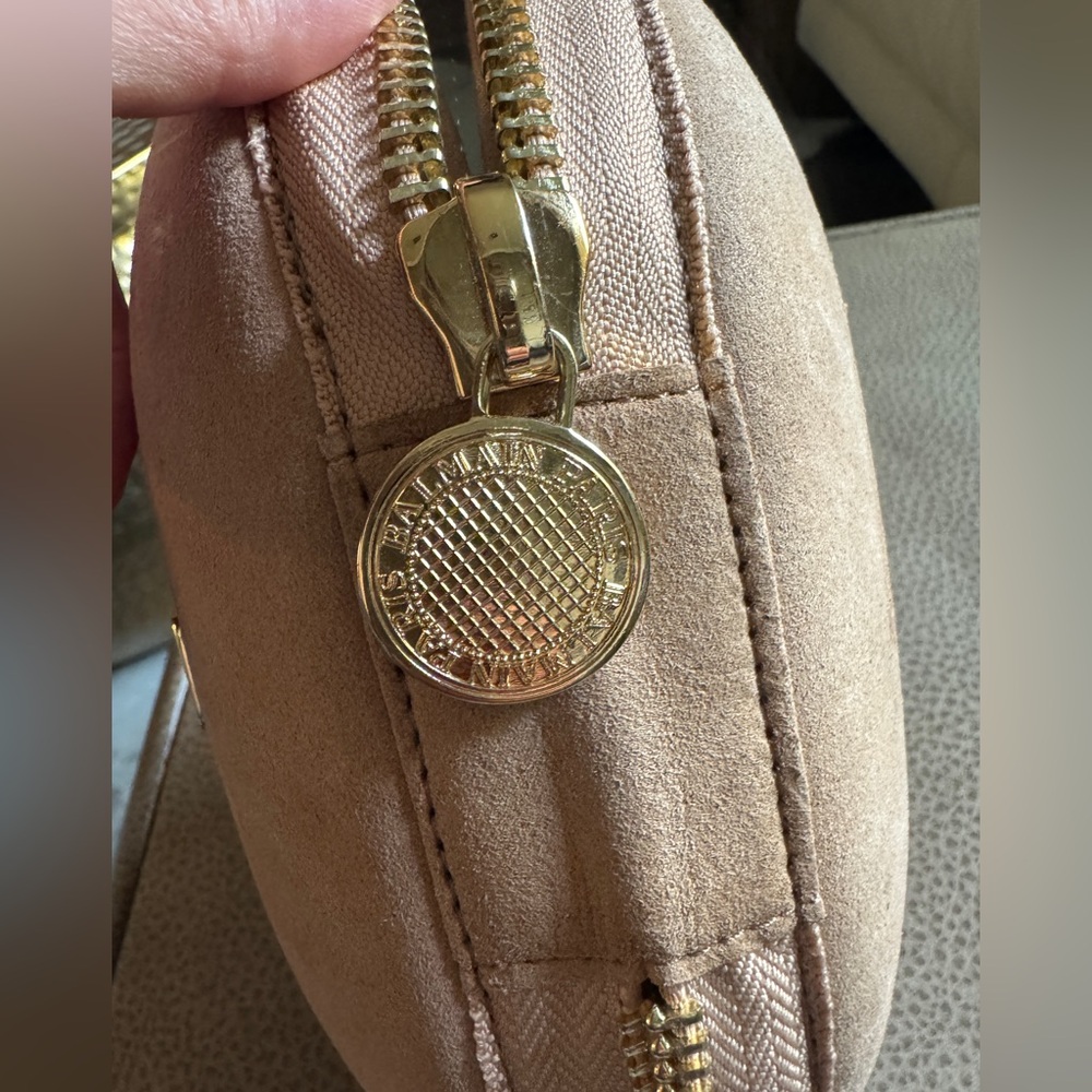 Rare Case: Limited Edition Balmain Paris - Picture 8 of 9